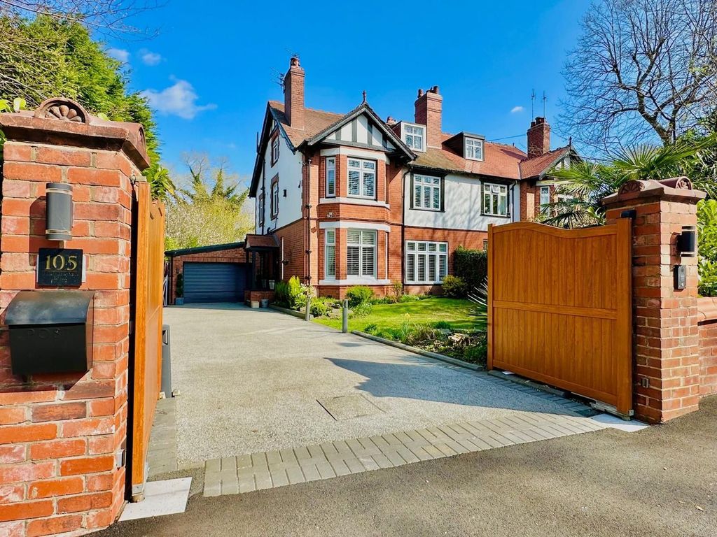 5 bed semi-detached house for saleHazelhurst Road, Worsley M28