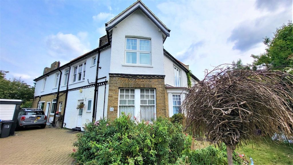 2 bed maisonette for saleMitcham Park, Mitcham CR4