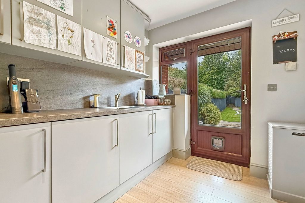 Additional image 20 of 4 bed detached house for saleNorthfield Avenue, Pleasley Vale, Mansfield NG19