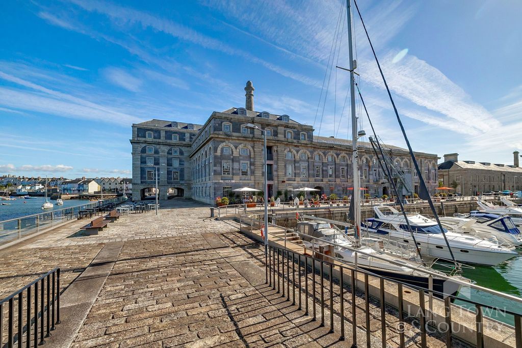 2 bed flat for saleMills Bakery, Royal William Yard, Stonehouse PL1
