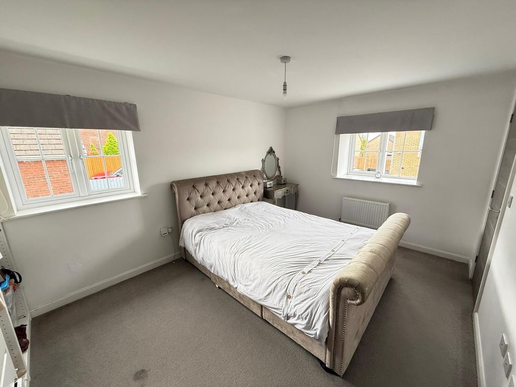 Additional image 9 of 4 bed detached house for saleCae Morfa, Neath, Neath Port Talbot. SA10