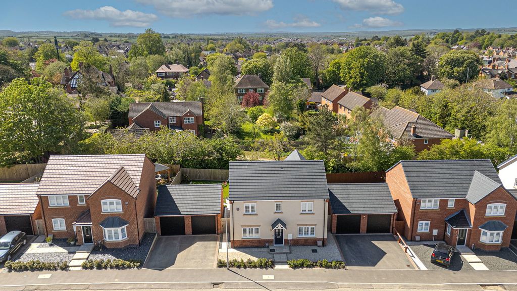 4 bed detached house for saleChapman Drive, Melton Mowbray LE13