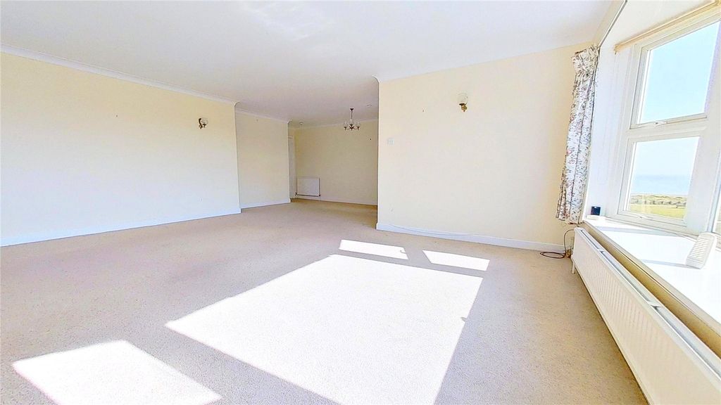 Additional image 6 of 2 bed flat for saleKings Court, Brighton Road, Lancing, West Sussex BN15