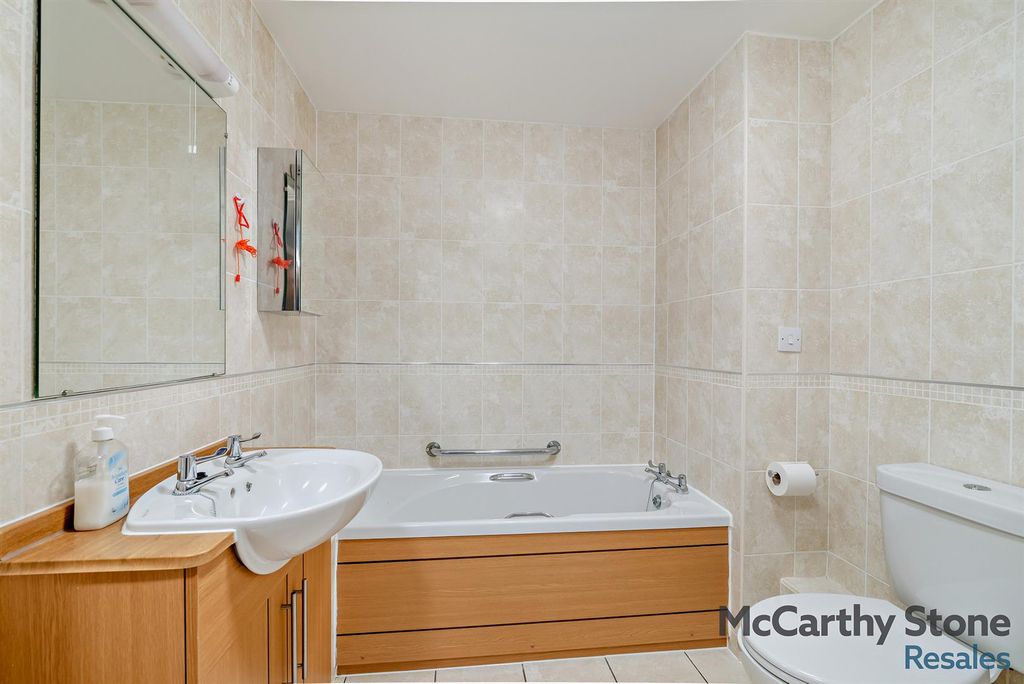 Additional image 27 of 2 bed flat for saleHollis Court, Castle Howard Road, Malton YO17