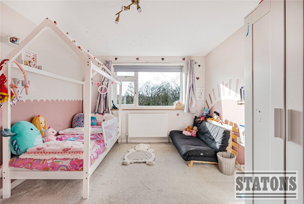 Additional image 18 of 5 bed detached house for saleThe Avenue, Potters Bar, Hertfordshire EN6