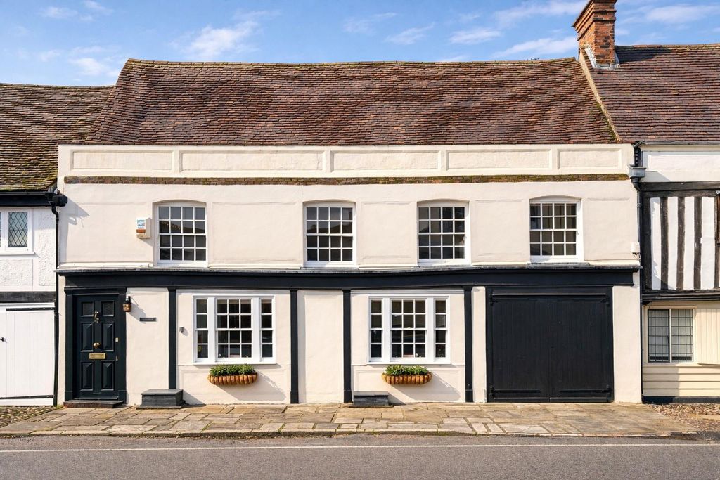 4 bed country house for saleHigh Street, Much Hadham SG10