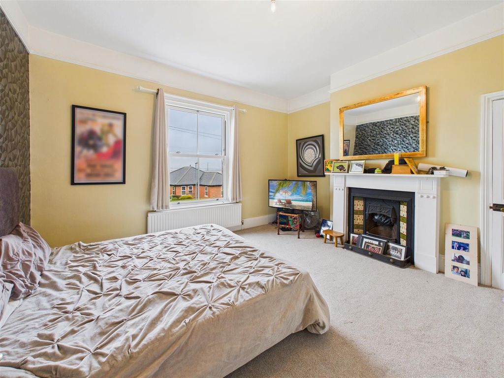Additional image 18 of 5 bed detached house for saleHumber Road, North Ferriby HU14