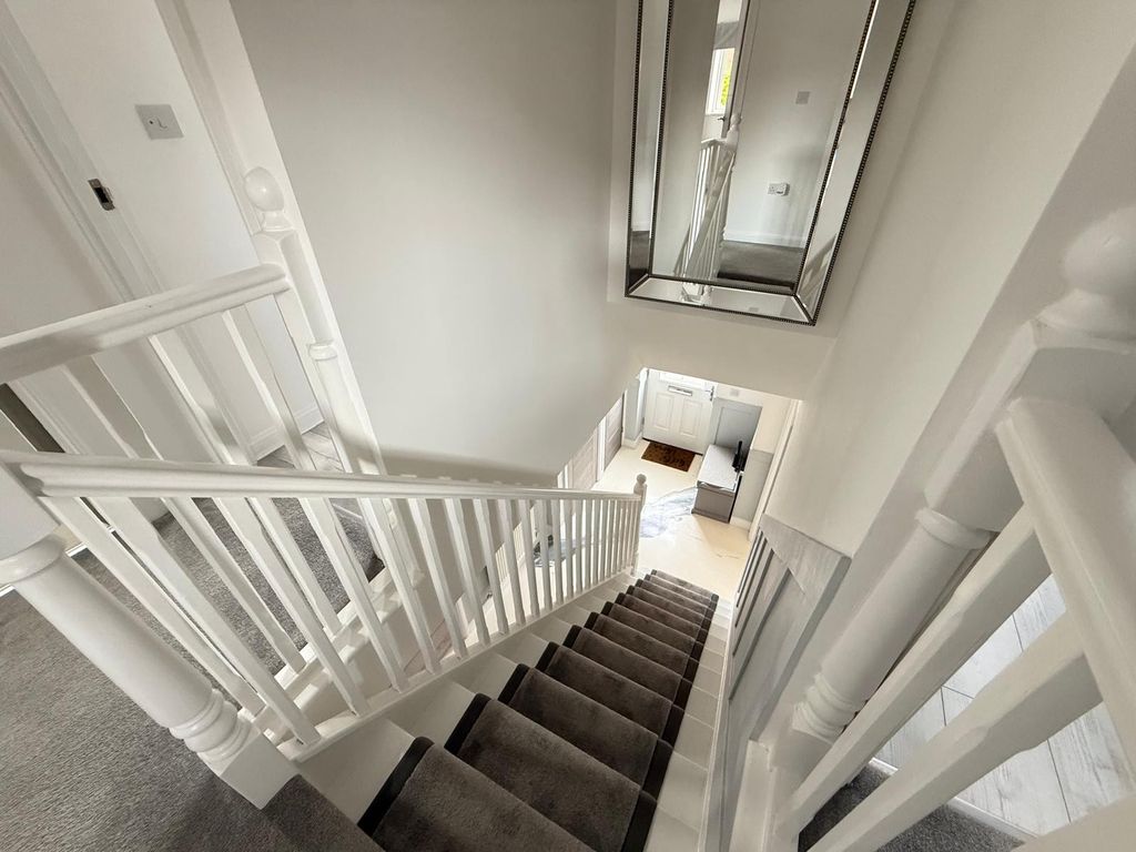 Additional image 8 of 4 bed detached house for saleCae Morfa, Neath, Neath Port Talbot. SA10
