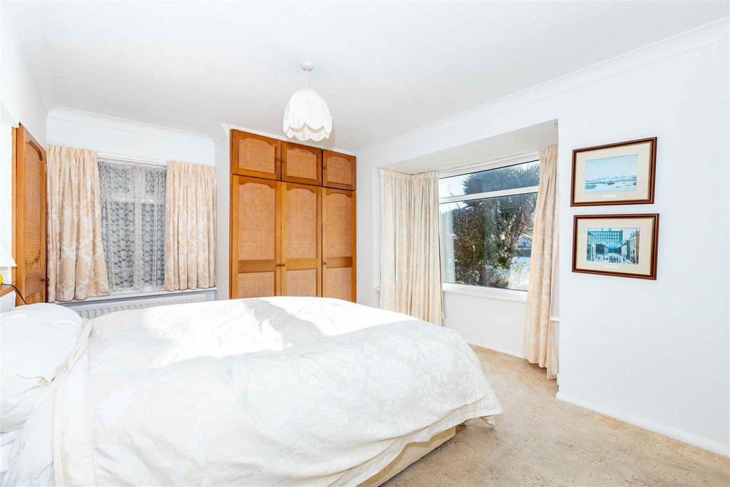 Additional image 12 of 3 bed detached house for saleBrighton Road, Lancing BN15
