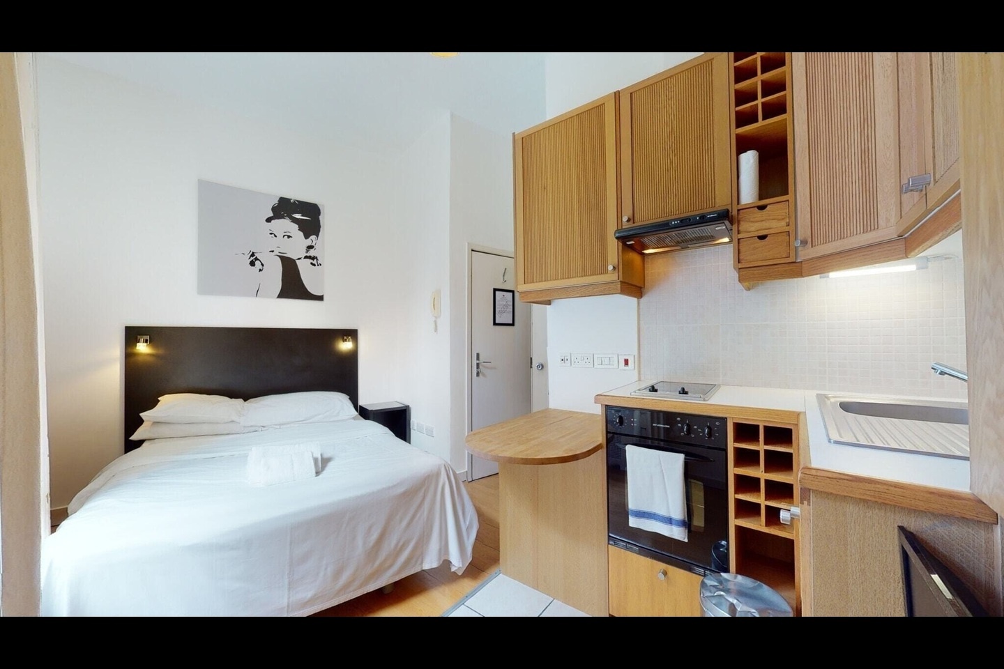 Studio Flat, Cartwright Gardens, WC1H, N1 7GU photo 2