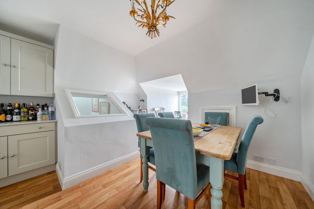 Additional image 15 of 2 bed flat for saleMare Hill Road, Pulborough RH20