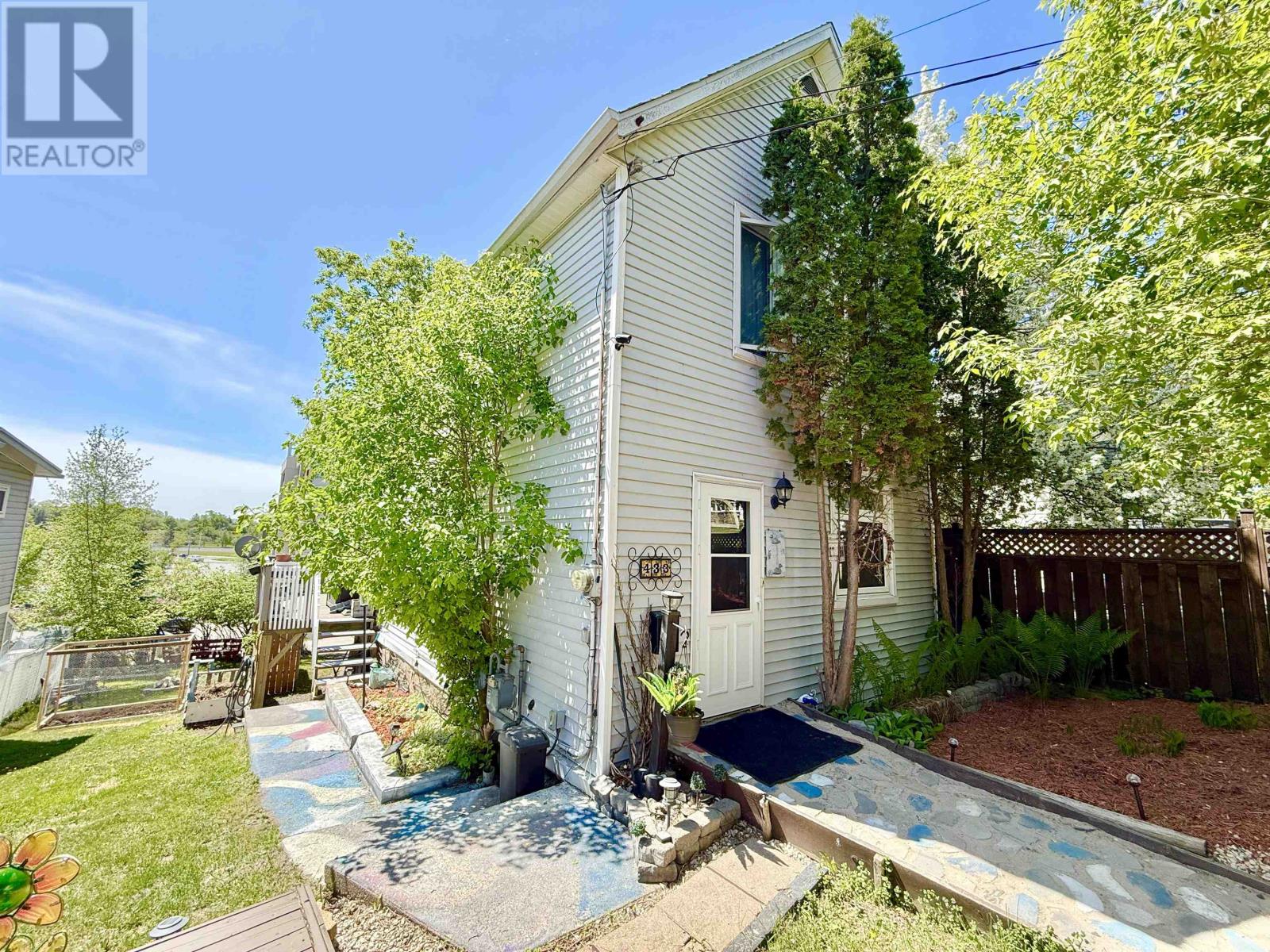 433 Third ST S