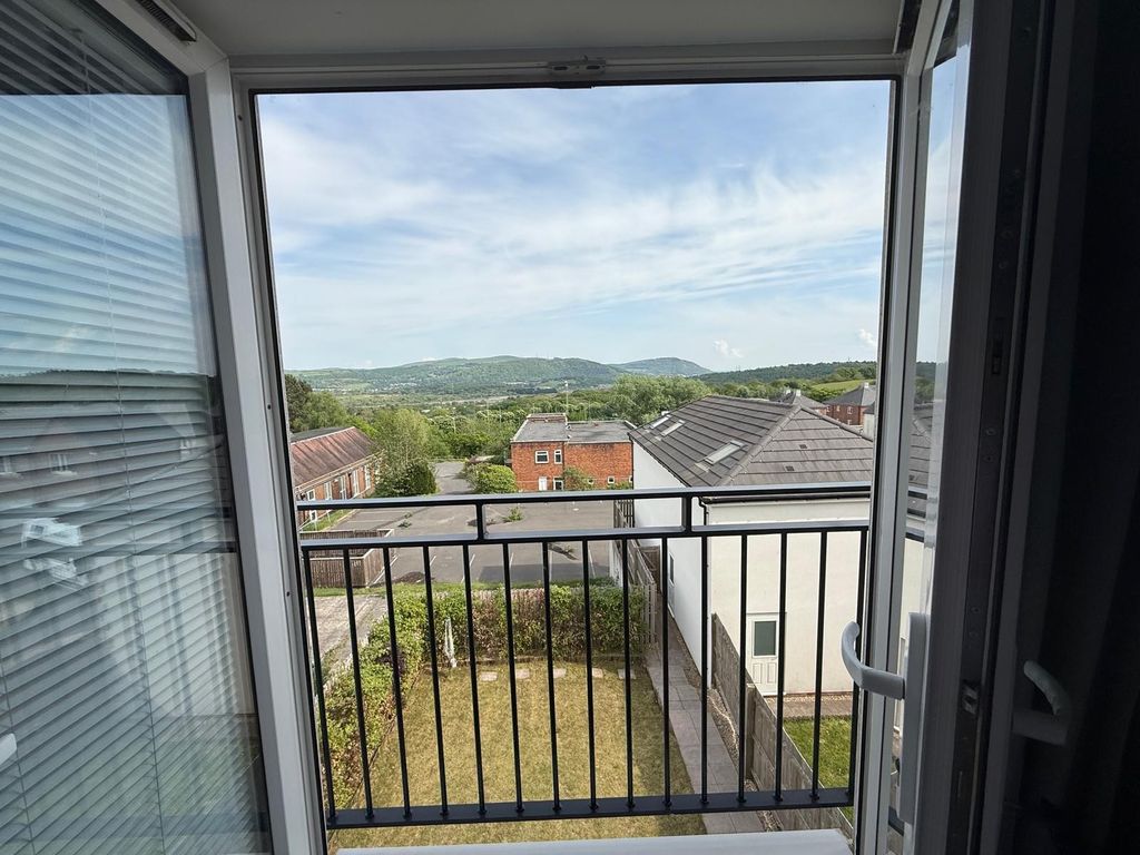 Additional image 16 of 4 bed detached house for saleGlamorgan Green, Llandarcy, Neath, Neath Port Talbot. SA10
