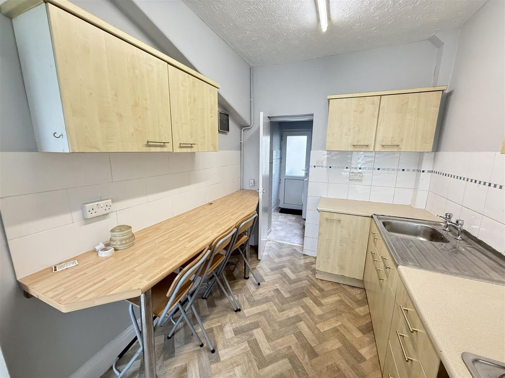 Additional image 4 of 3 bed terraced house for saleDrovers Road, Lampeter SA48