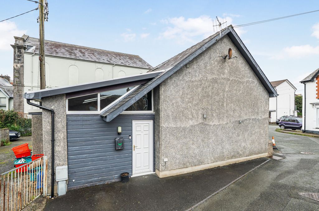 2 bed detached house for saleGraig Fach, Machynlleth, Powys SY20