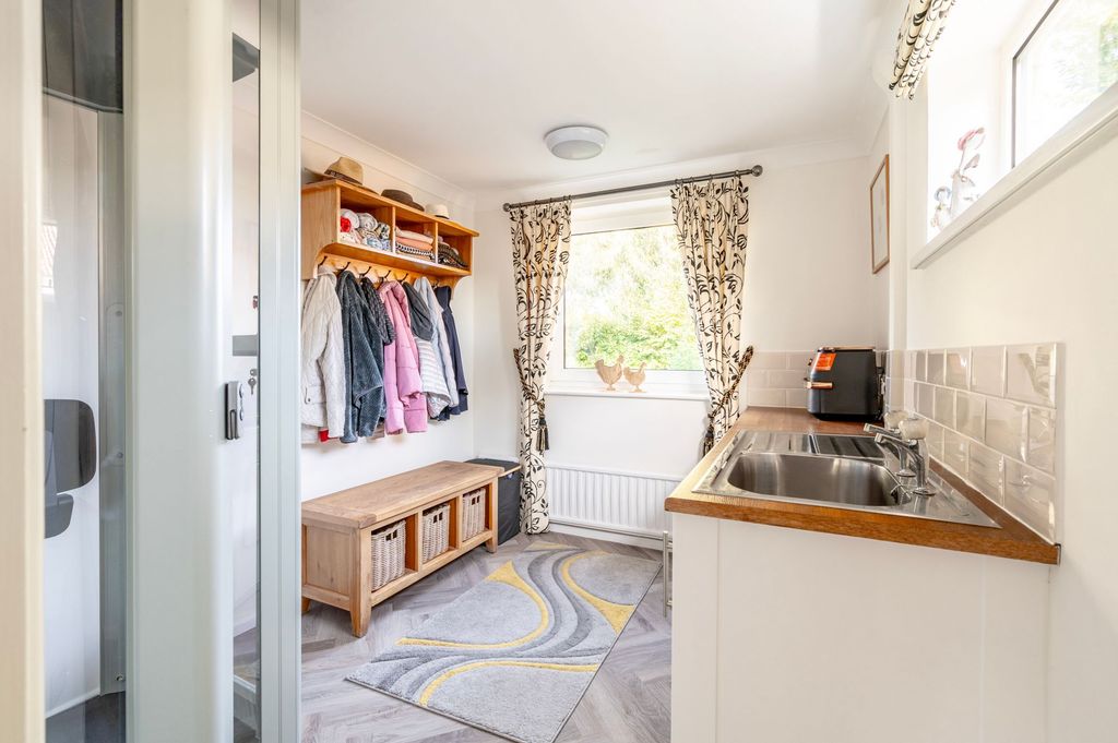 Additional image 6 of 4 bed detached house for saleHall Drive, Oulton Broad NR32