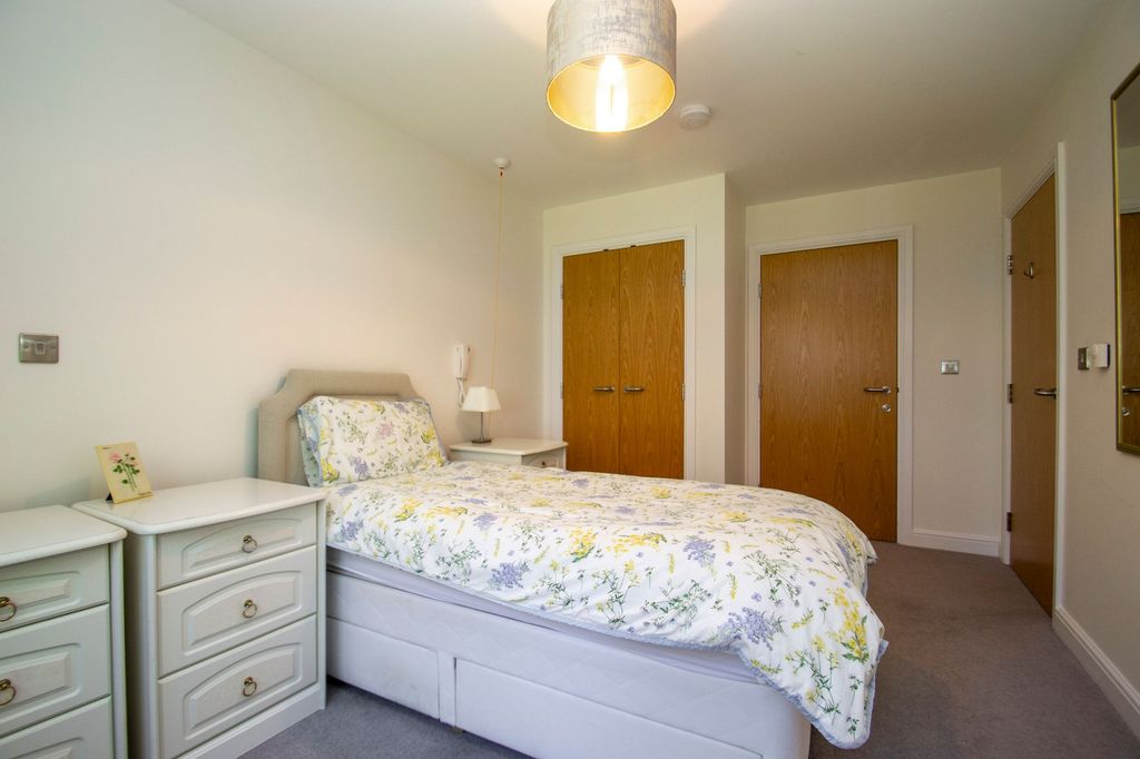 Additional image 5 of 1 bed flat for saleThe Retreat, Princes Risborough HP27