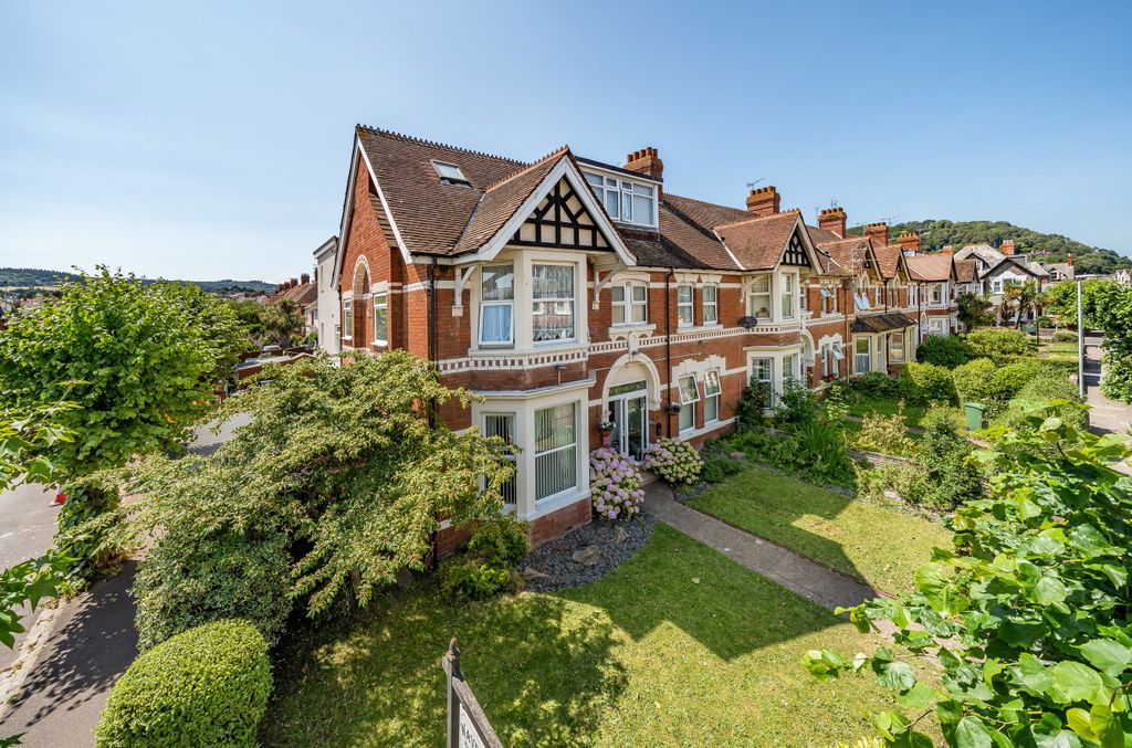 14 bed end terrace house for saleTregonwell Road, Minehead, Somerset TA24