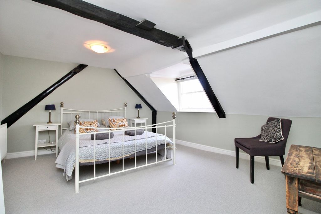 Additional image 9 of 1 bed flat for saleHigh Street, Lymington SO41