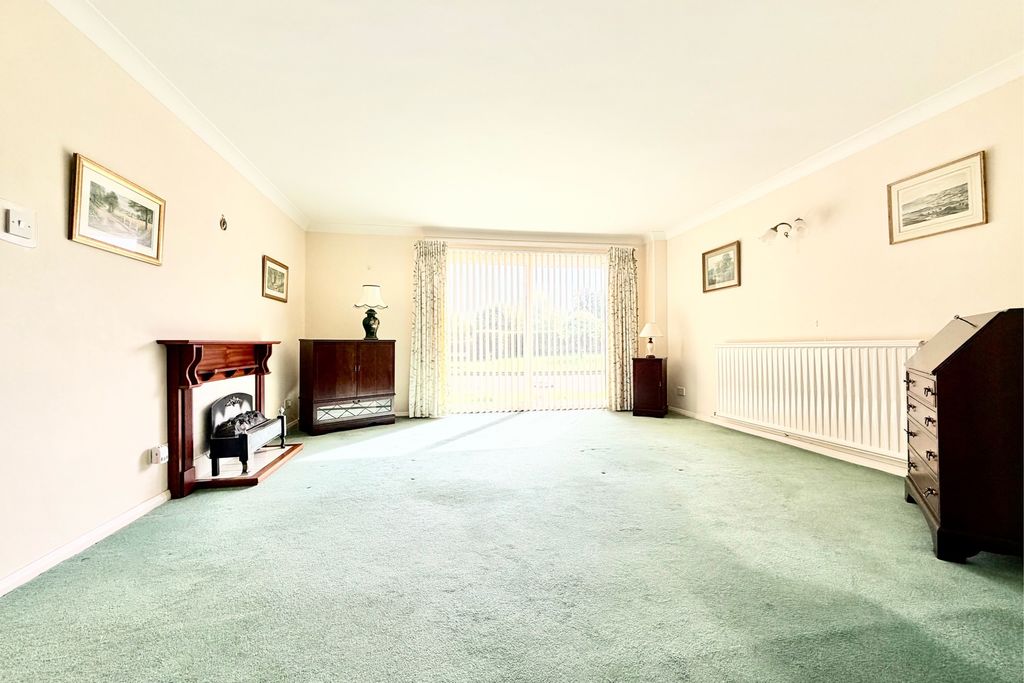 2 bed flat for saleOrchardside, Sidford Road, Sidmouth EX10 photo 3