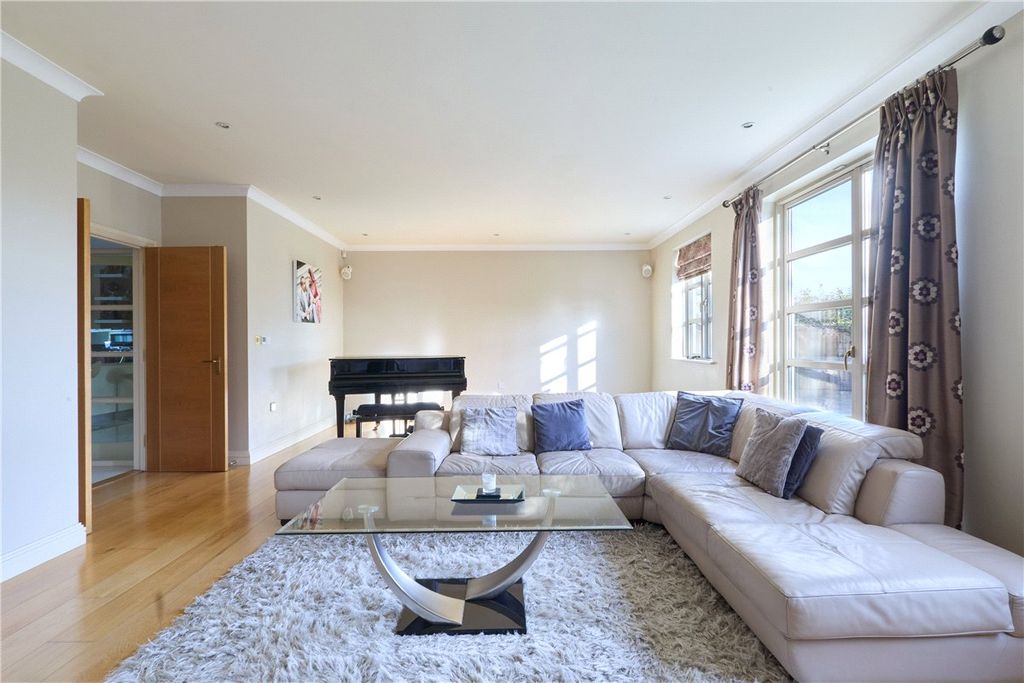 Additional image 8 of 4 bed detached house for saleMill Reef, Newmarket, Suffolk CB8