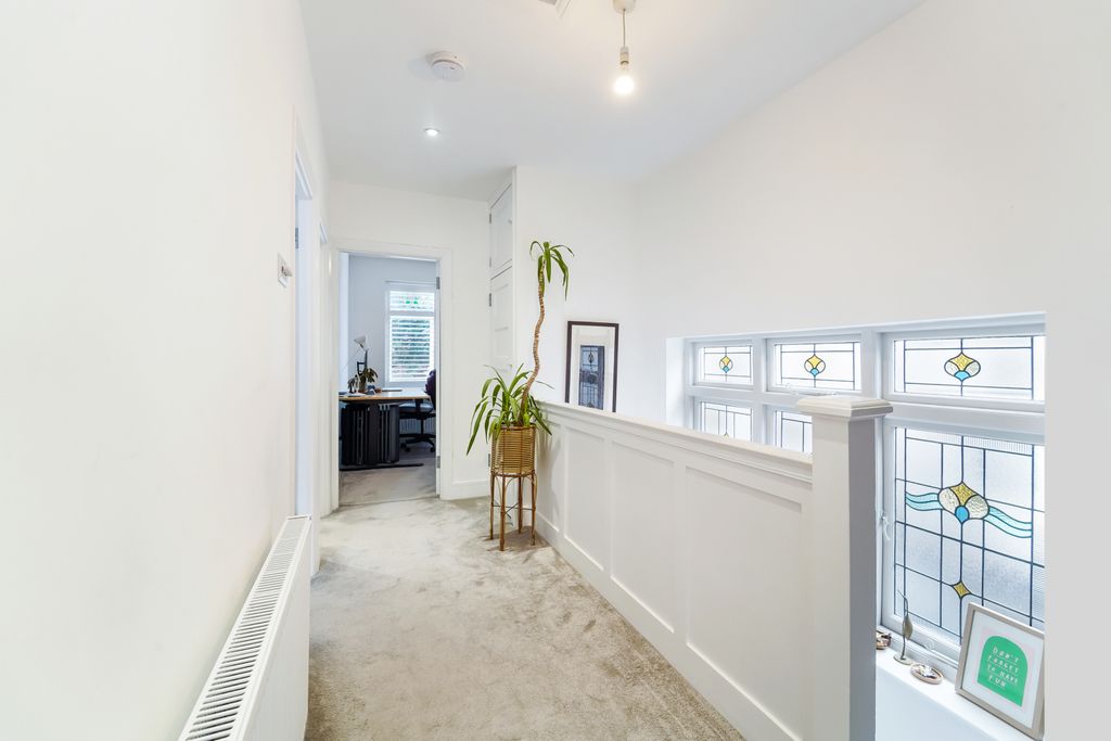 Additional image 4 of 2 bed maisonette for salePark View, Wandle Road, Morden SM4