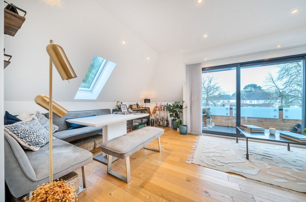 Additional image 7 of 2 bed flat for saleCrofton Lane, Orpington BR5