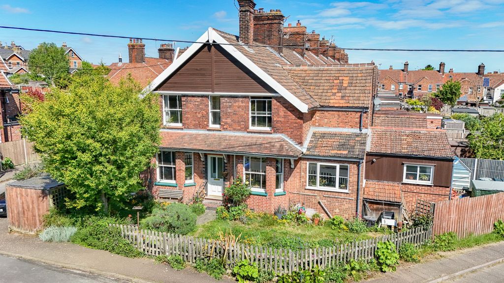 3 bed end terrace house for saleGrove Road, Melton Constable NR24
