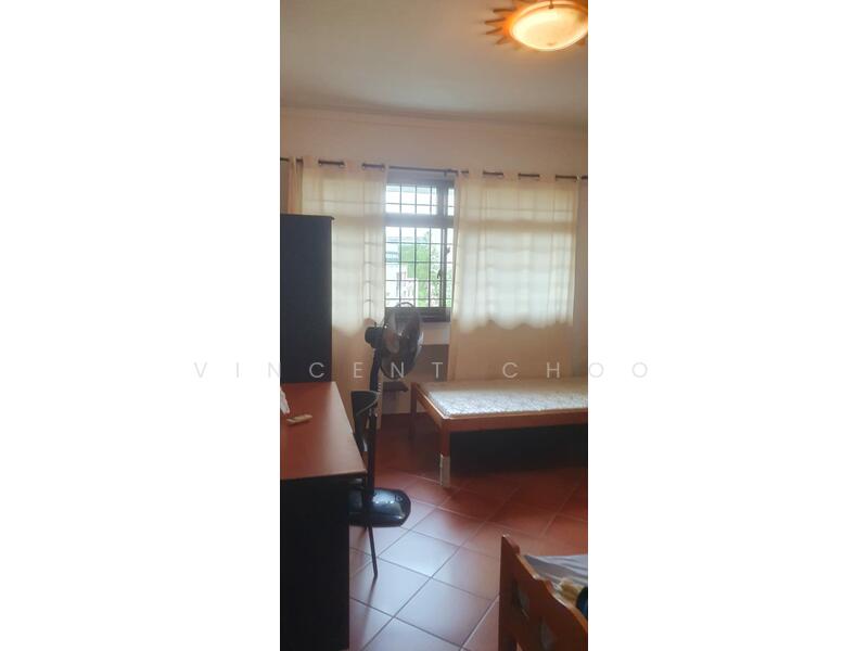732 Tampines Street 71 photo 2