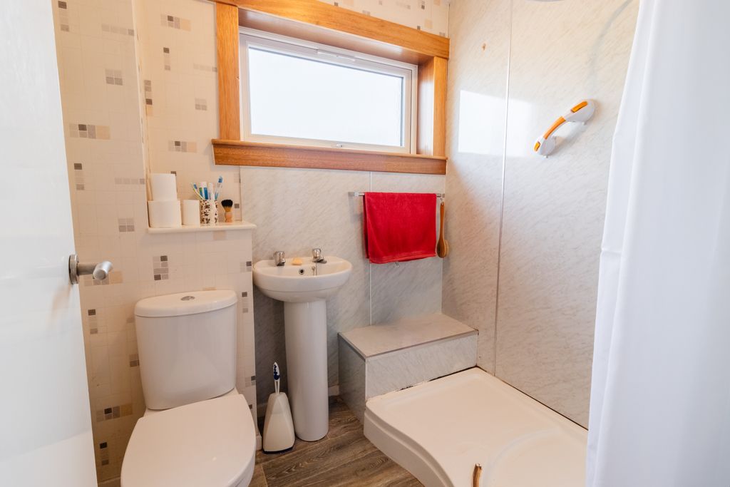 Additional image 17 of 2 bed terraced house for saleNewmanswalls Avenue, Montrose DD10