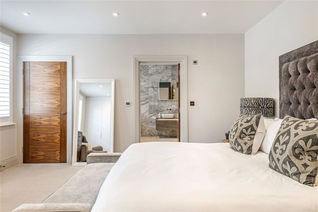 Additional image 13 of 5 bed detached house for saleHenley Road, Marlow, Buckinghamshire SL7