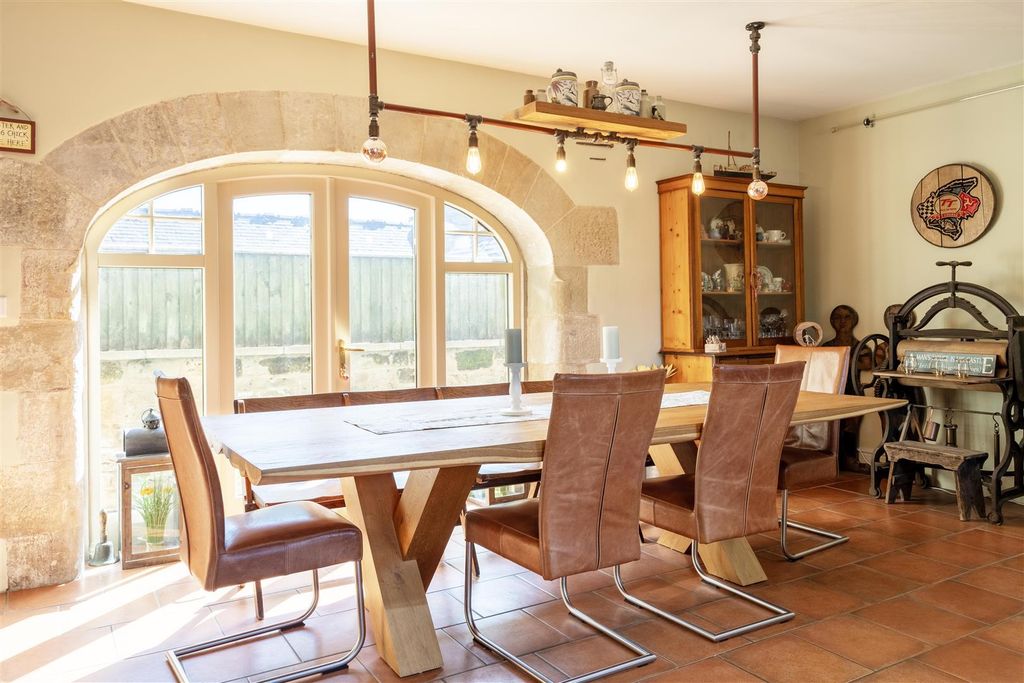 4 bed barn conversion for saleHebron, Morpeth NE61 photo 4