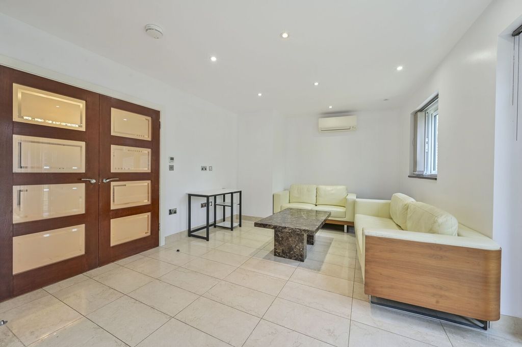 Additional image 9 of 5 bed semi-detached house for saleThurleston Avenue, Morden SM4