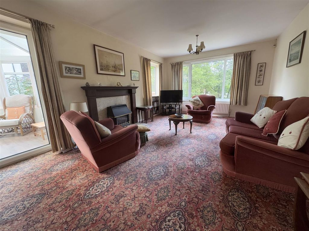 Additional image 14 of 3 bed detached bungalow for saleKnottingley Road, Pontefract WF8