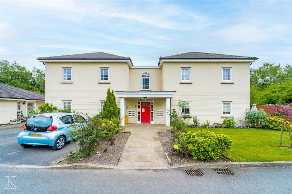 2 bed flat for saleInglenook Court, Leigh WN7