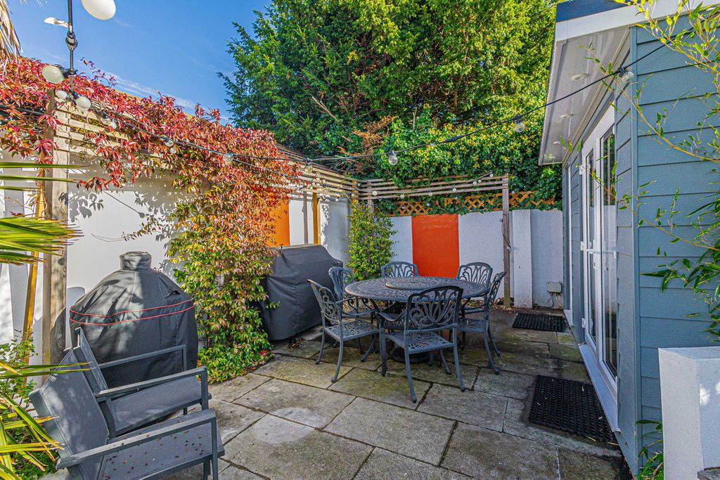 Additional image 30 of 3 bed detached house for saleFernleigh Drive, Leigh-On-Sea SS9