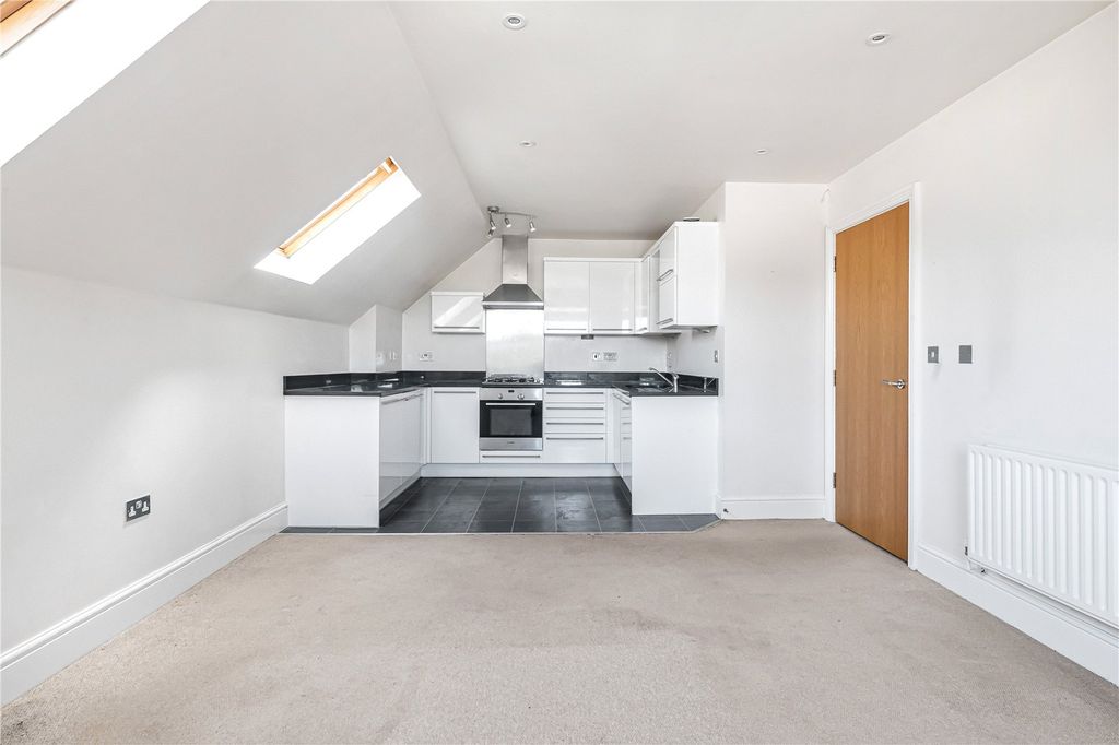Additional image 5 of 2 bed flat for saleBarnhouse Close, Pulborough, West Sussex RH20