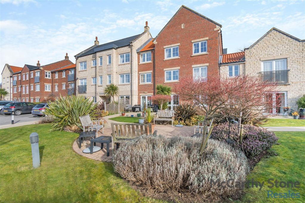 Additional image 7 of 1 bed flat for saleEastgate, Pickering YO18