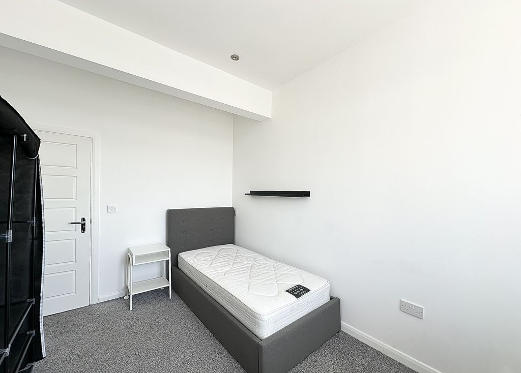 Additional image 15 of 3 bed flat for saleThe Sorting Office, West Cliff, Preston PR1