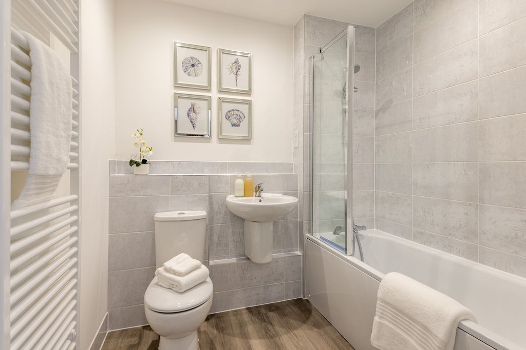 Additional image 4 of 1 bed flat for sale"Sanderling Court Plot 332" at 18 Goshawk Road, Lancing BN15