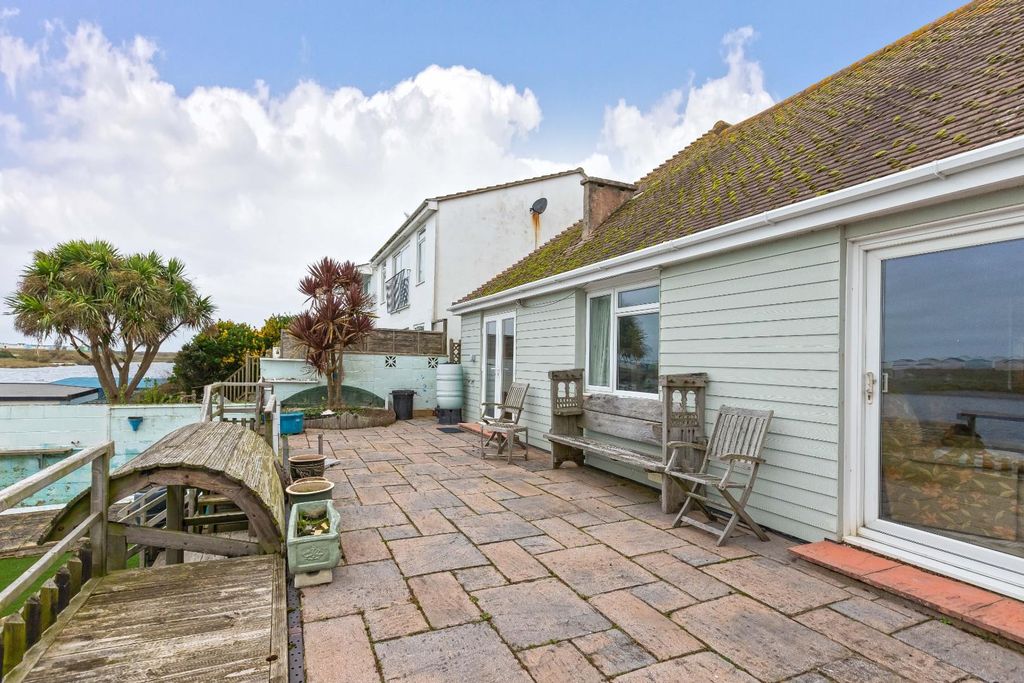 Additional image 19 of 3 bed semi-detached house for saleBrighton Road, Lancing BN15