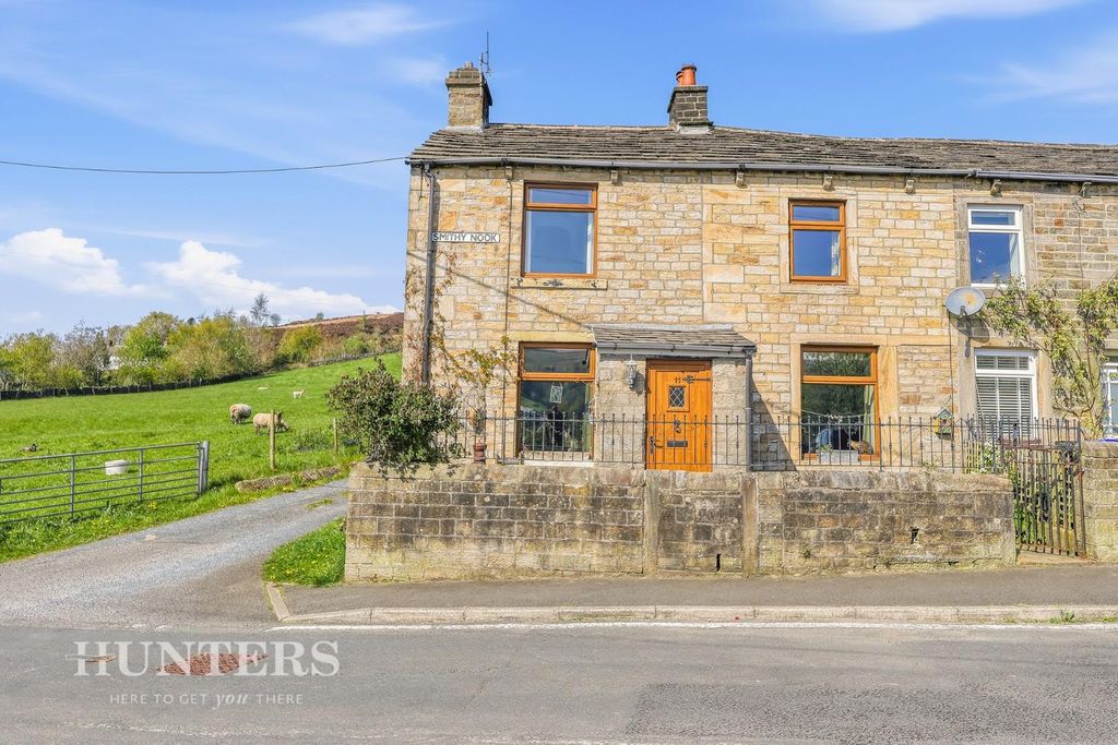 3 bed cottage for saleSmithy Nook, Littleborough OL15