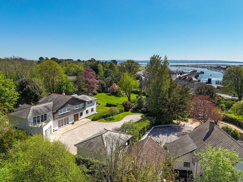 5 bed detached house for saleUndershore Road, Lymington SO41