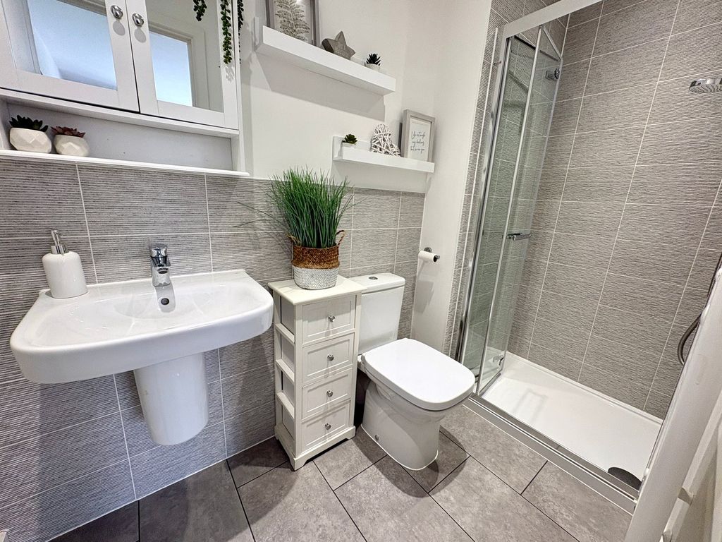 Additional image 12 of 3 bed semi-detached house for saleDale Close, Lutterworth LE17
