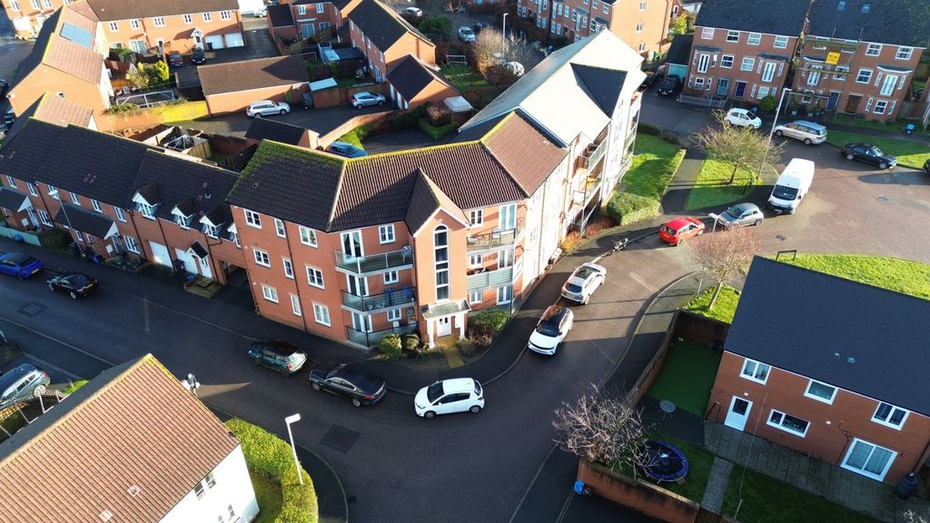 Additional image 8 of 2 bed flat for saleSandalwood Ride, Bridgwater, Somerset TA6