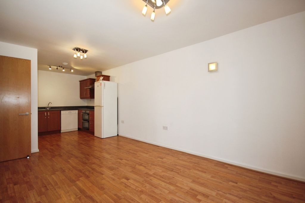 Additional image 2 of 2 bed flat for saleRegent Street, Leamington Spa, Warwickshire CV32