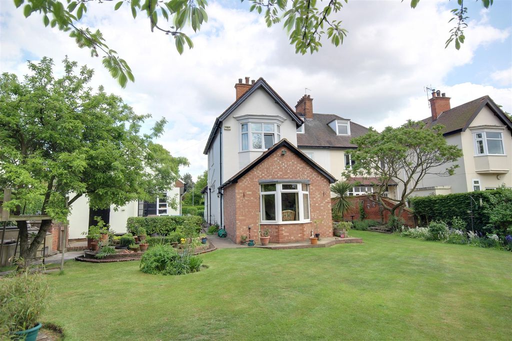 Additional image 19 of 5 bed semi-detached house for saleNunburnholme Avenue, North Ferriby HU14