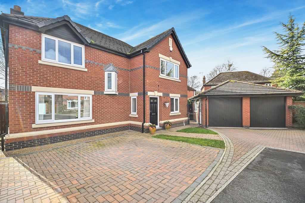 4 bed detached house for saleLangford Drive, Leigh WN7