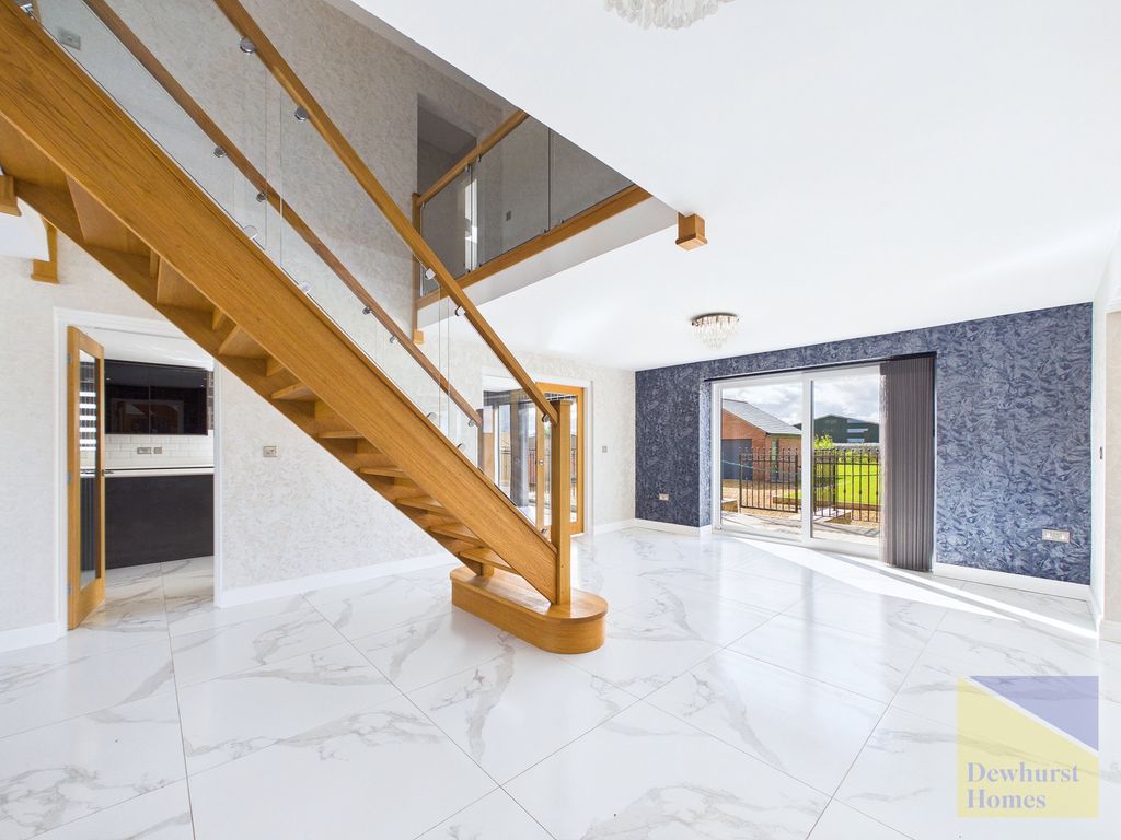 4 bed detached house for salePreston Road, Catforth PR4 photo 3