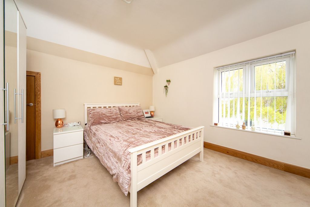 Additional image 13 of 4 bed detached house for saleRaby Park Road, Neston CH64